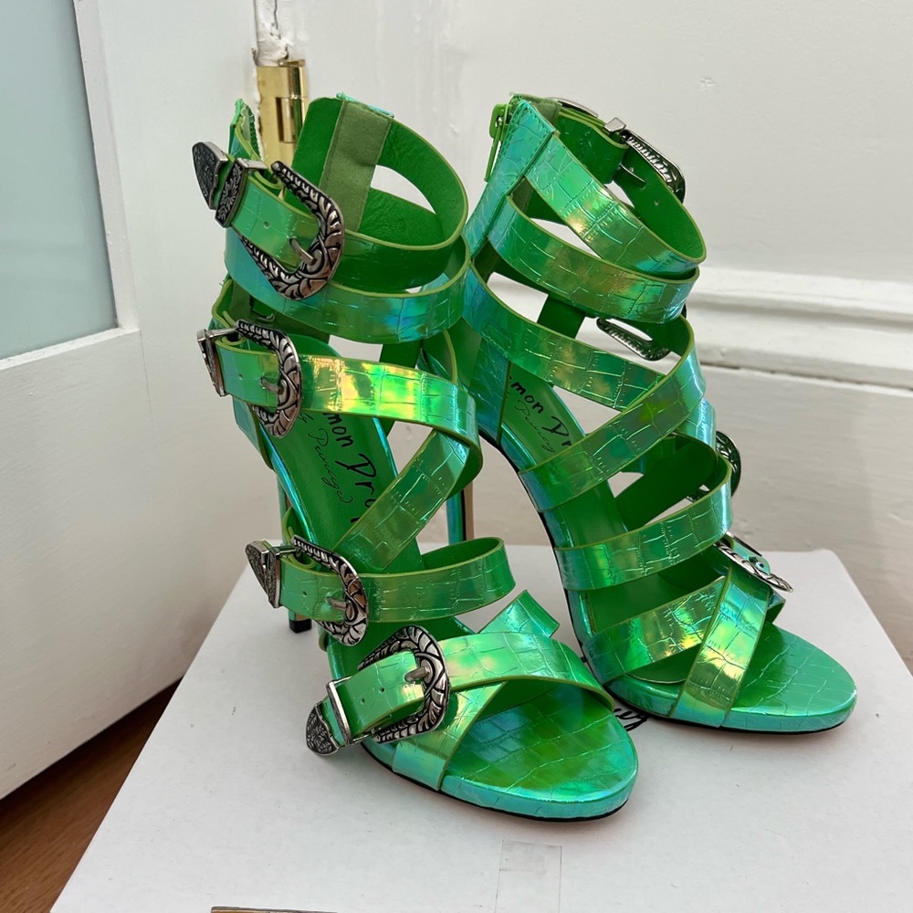 NIB Lemon Drop by Privileged iridescent lime green stiletto heels size 7